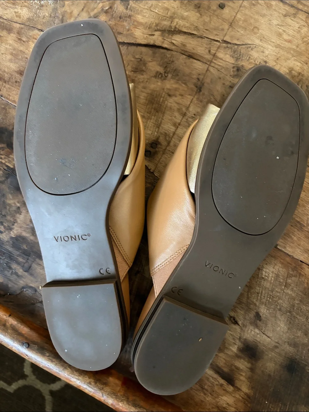 Vionic Miramar Comfort Slide Tan and Gold Crossover Sandals - Picture 4 of 4